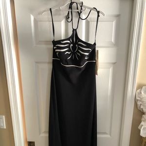 Black floor length gown *Algo $196 original